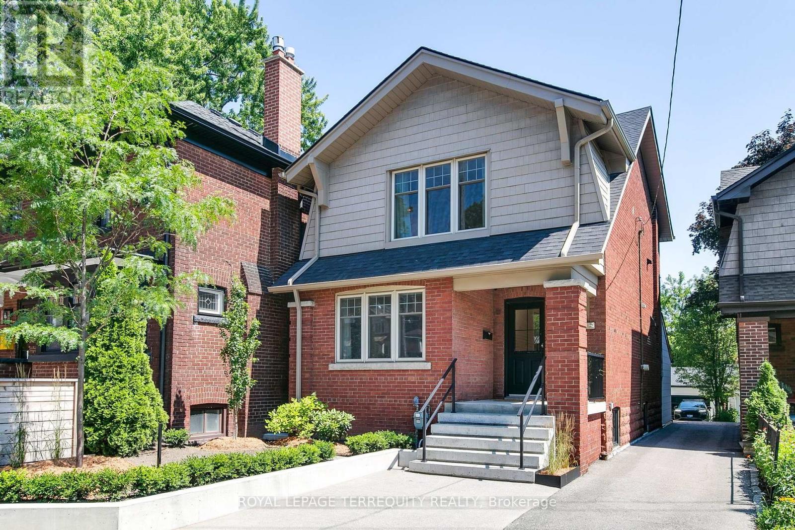 1775 GERRARD STREET E - 1