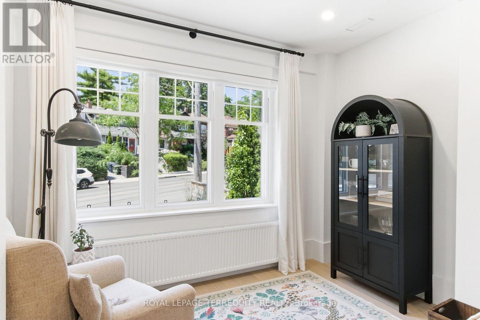 1775 GERRARD STREET E - 8