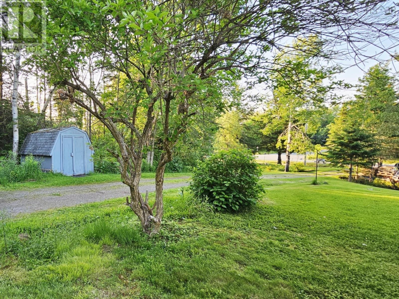 156 Greenfield Road - 11
