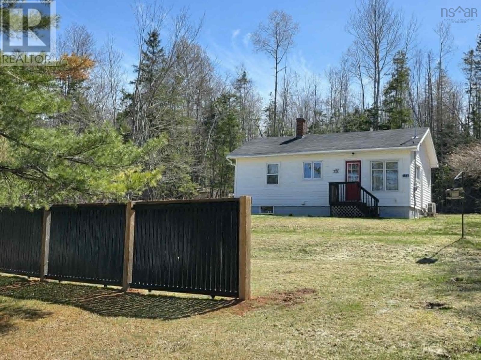 156 Greenfield Road - 3