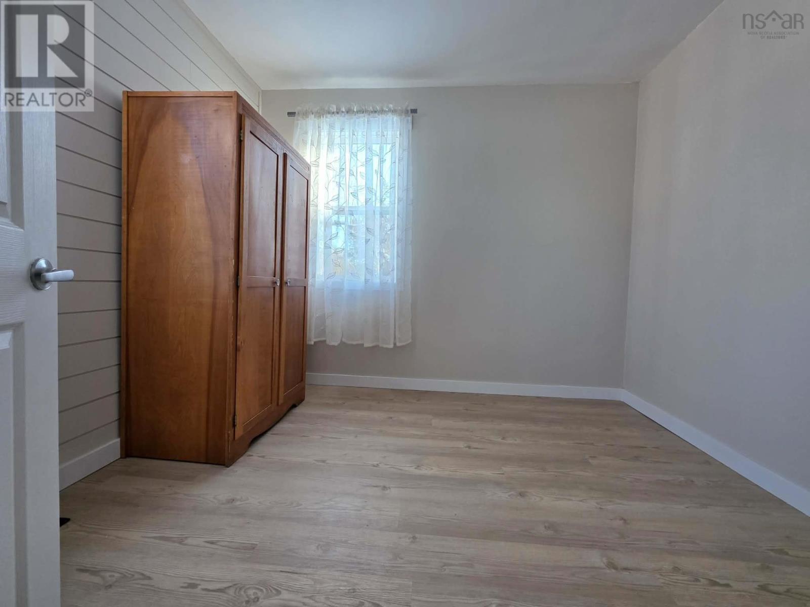 156 Greenfield Road - 35