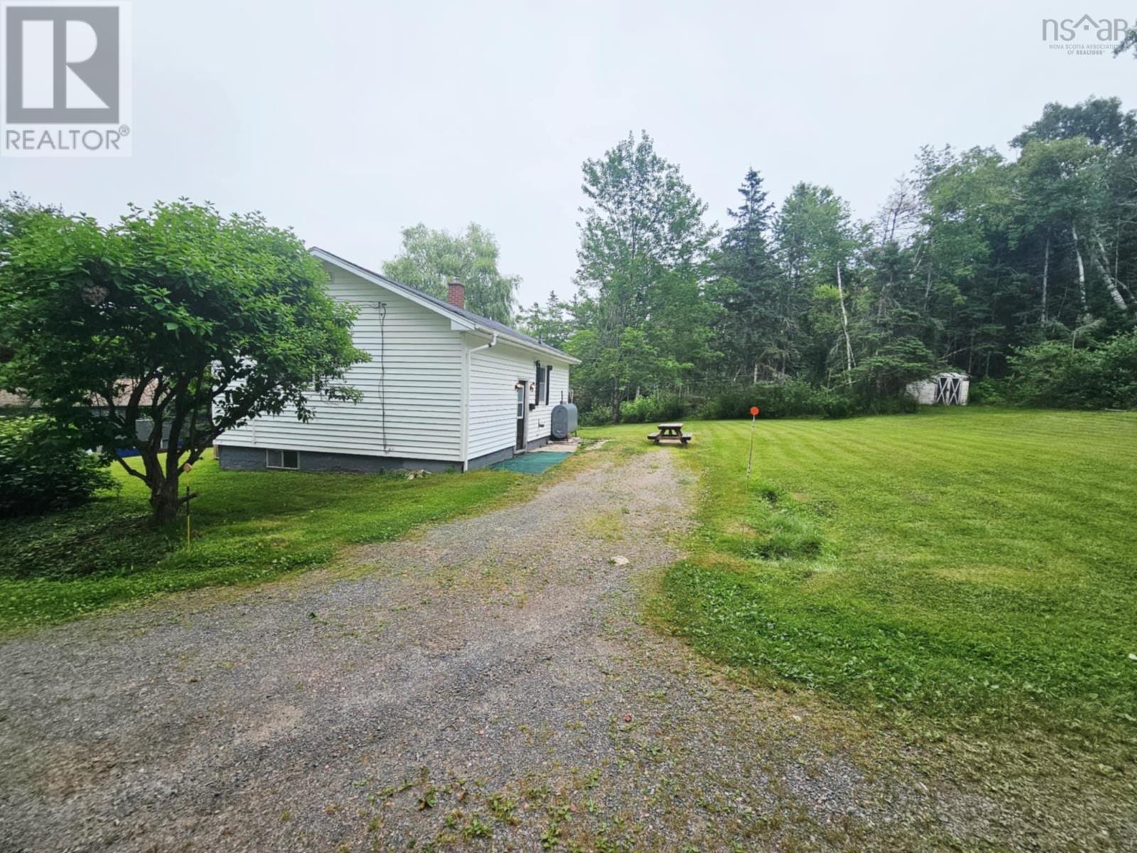 156 Greenfield Road - 8