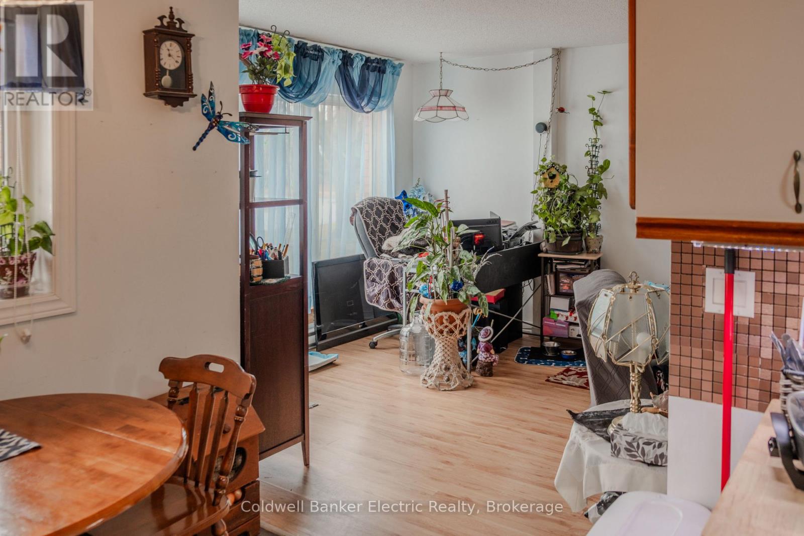 #105 2185 WALKER AVENUE - 10