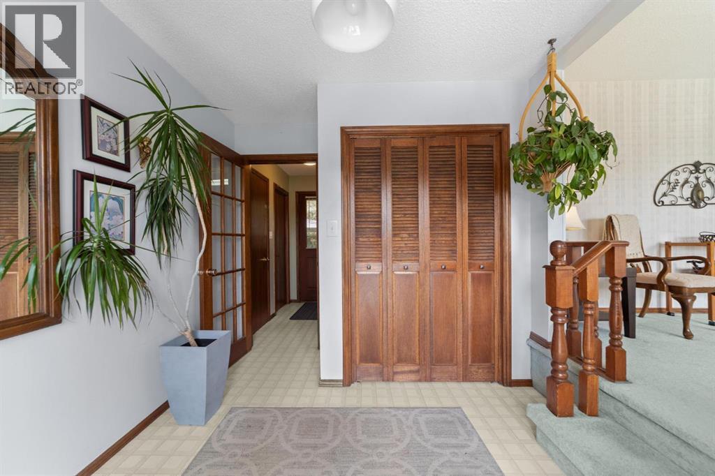 6314 43A Avenue Close - 12