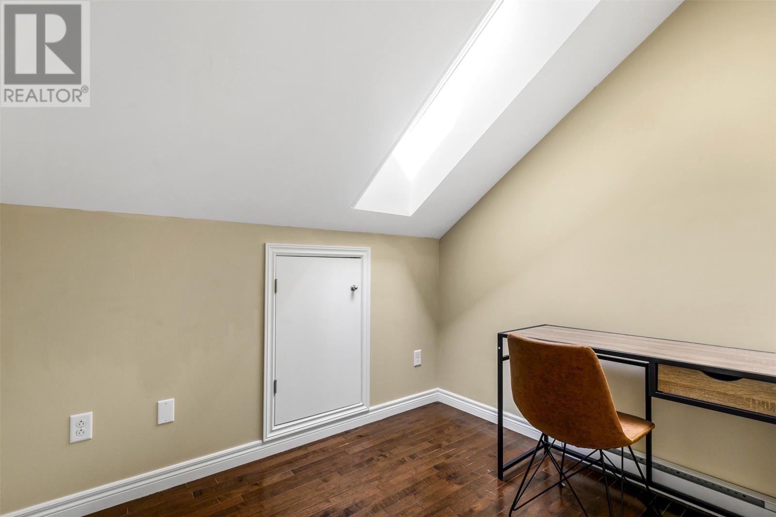 #205 70 Freshwater Road - Image 25