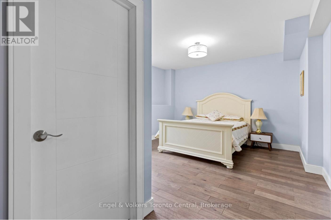 14 THOMAS STREET - 23