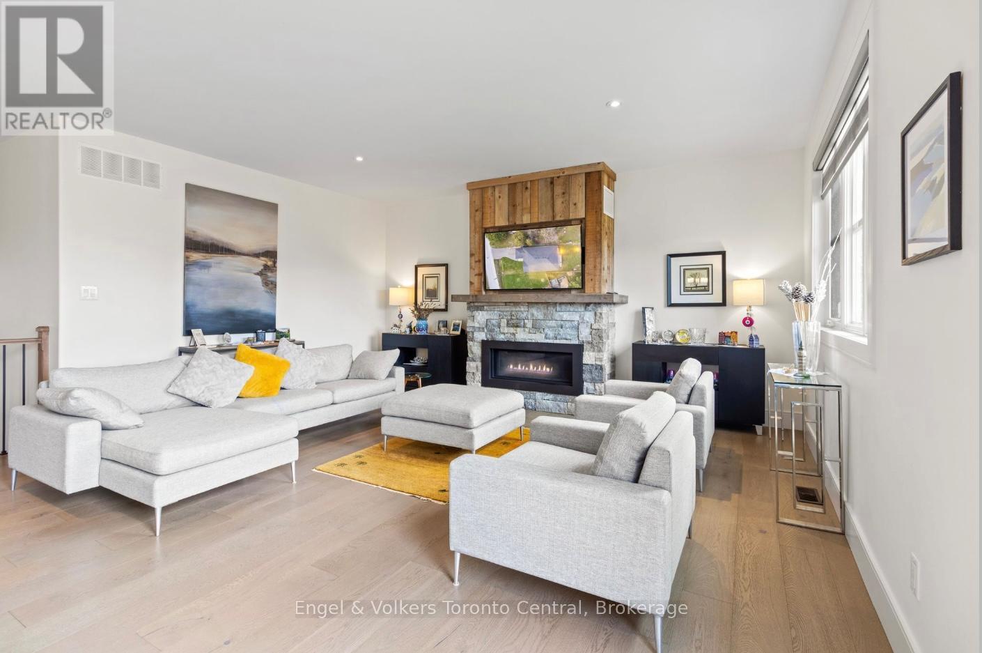 14 THOMAS STREET - 9