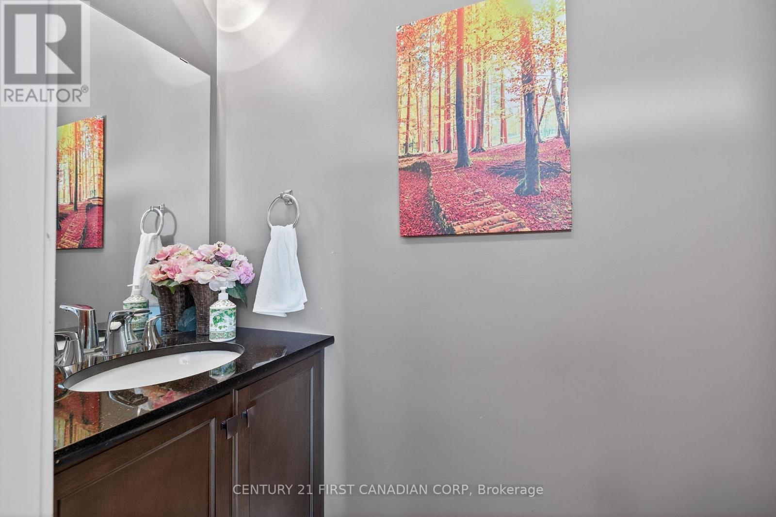 703 ZAIFMAN CIRCLE - 17