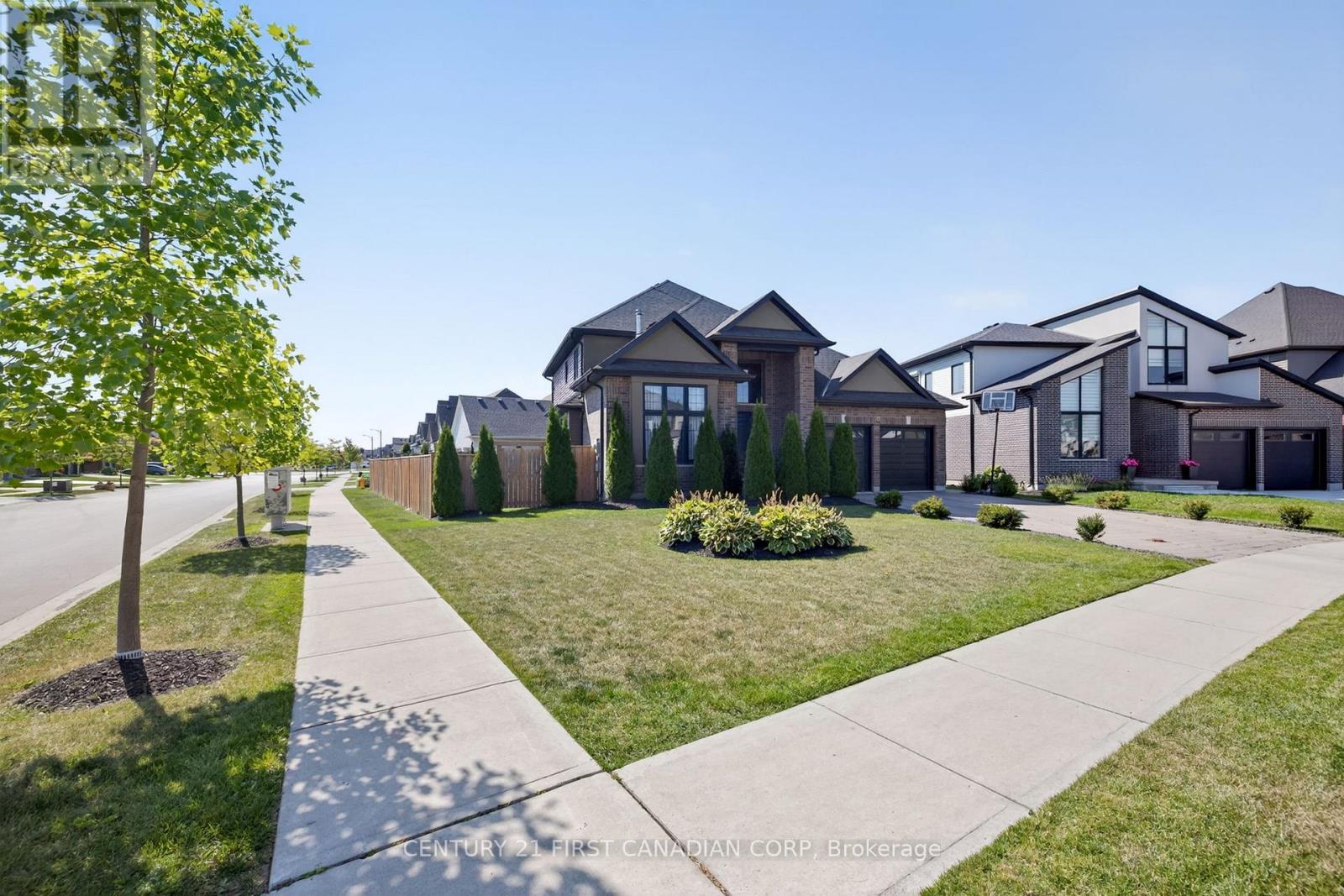 703 ZAIFMAN CIRCLE - 2