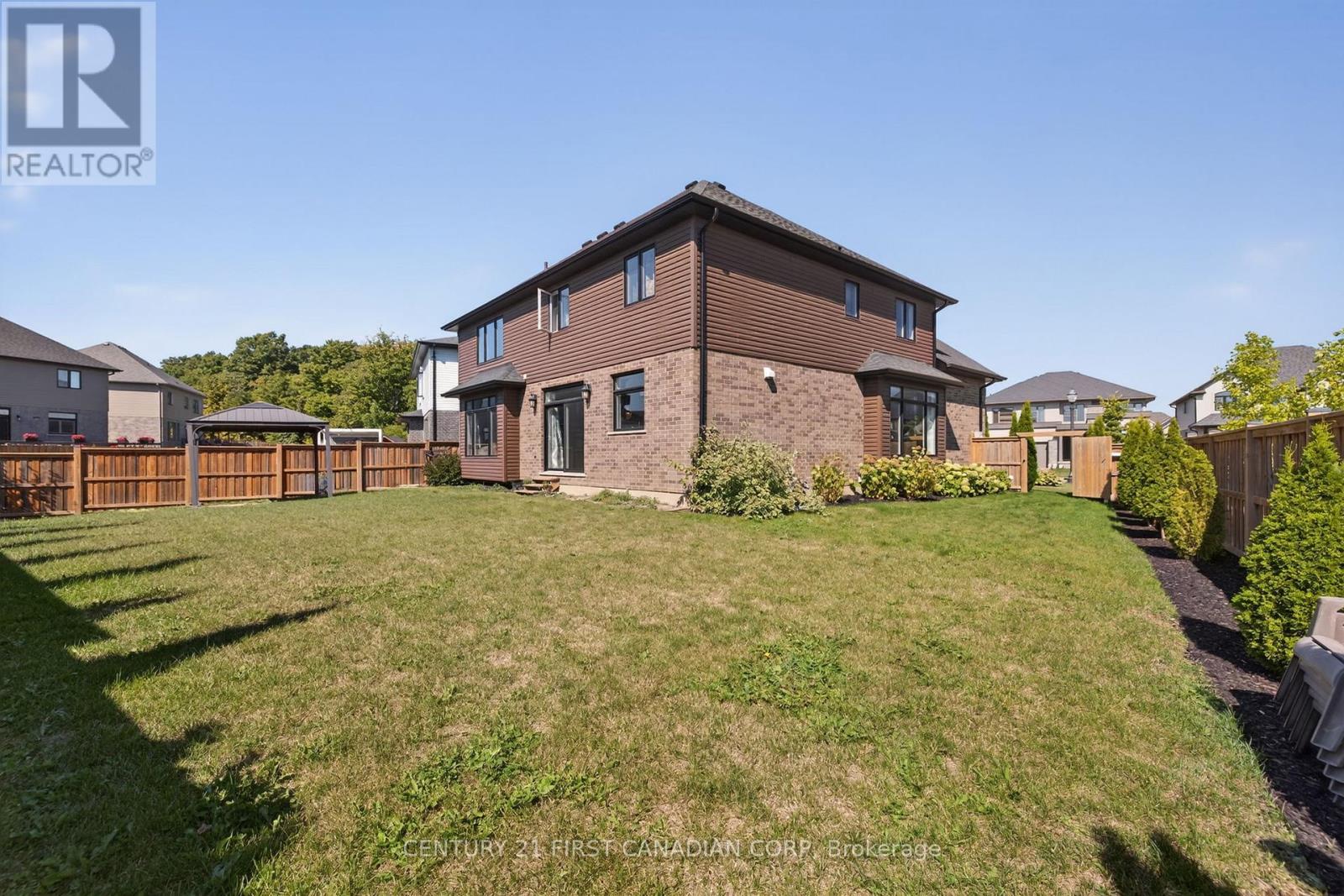 703 ZAIFMAN CIRCLE - 38