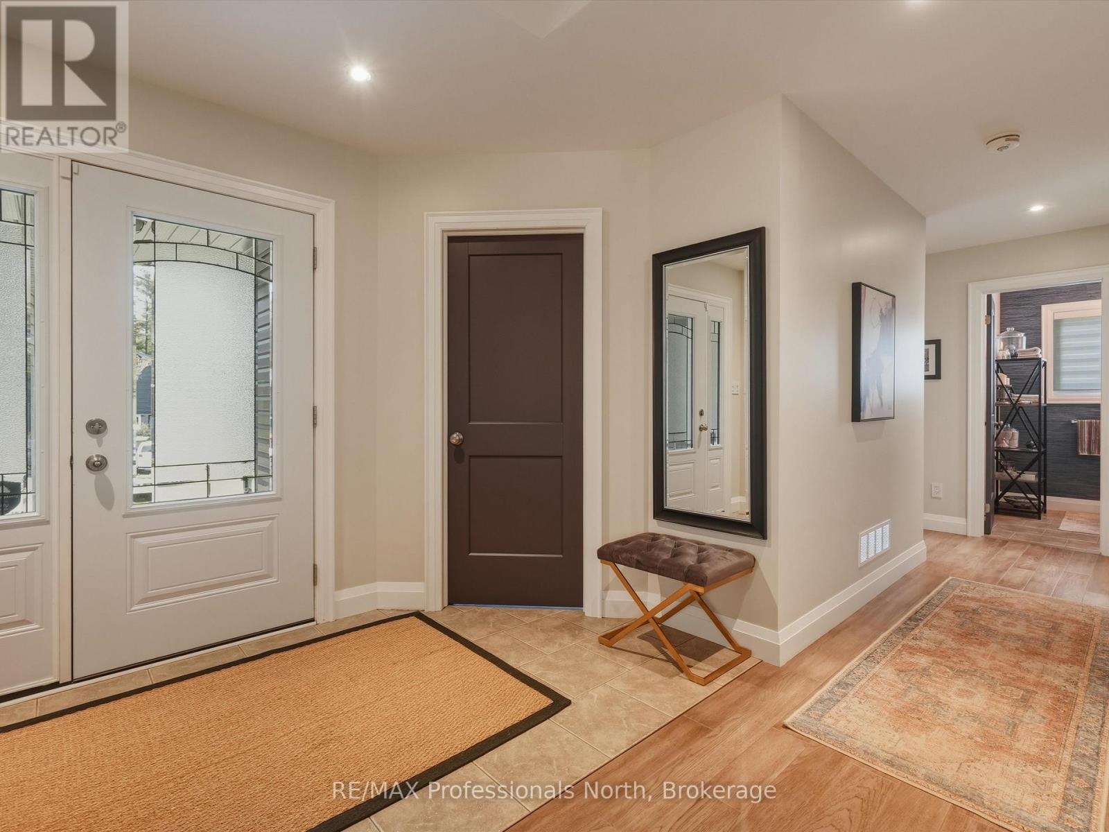 188 VEL-DOR CRESCENT - 3