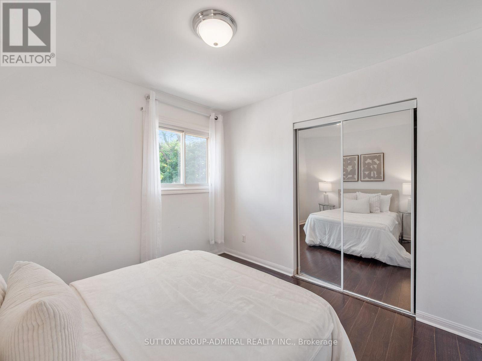 52 SIR BEDEVERE PLACE - Image 24
