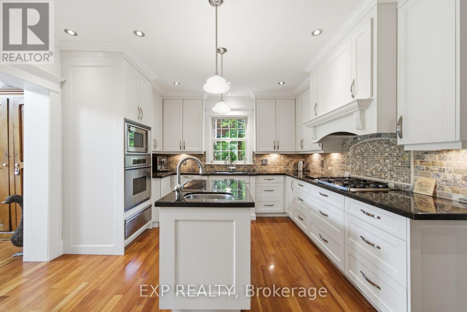 59 ROSEVIEW AVENUE - Image 13