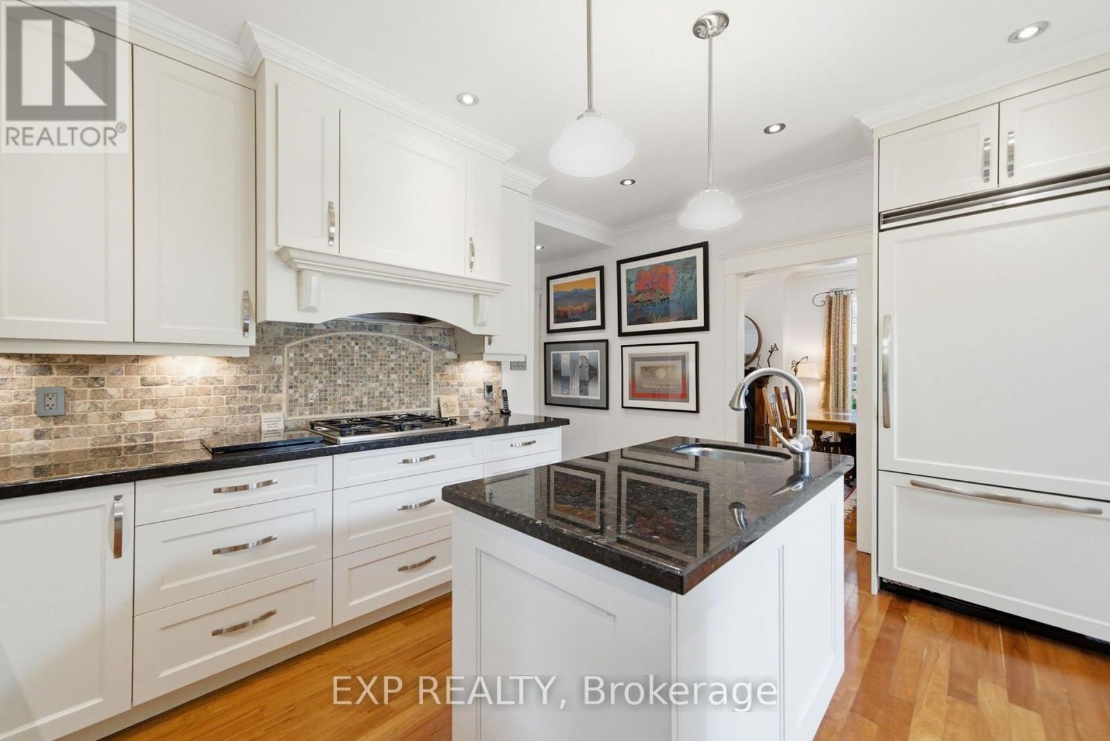 59 ROSEVIEW AVENUE - Image 16
