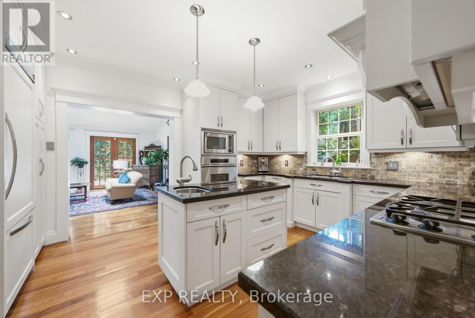 59 ROSEVIEW AVENUE - Image 19
