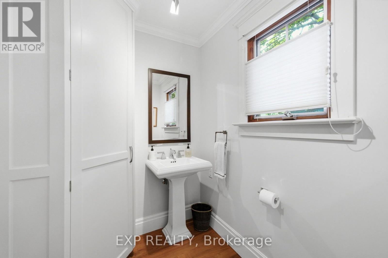 59 ROSEVIEW AVENUE - Image 23