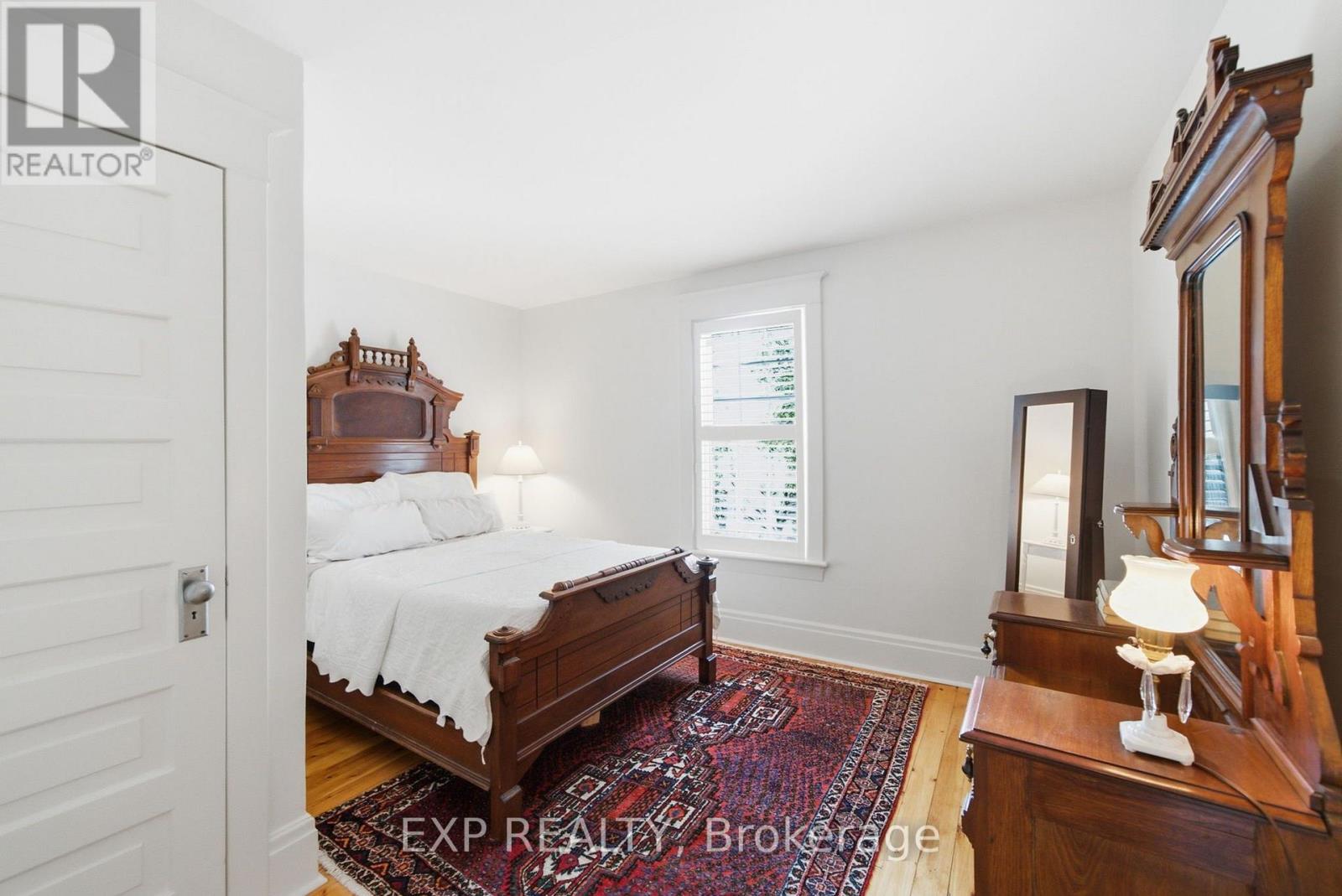 59 ROSEVIEW AVENUE - Image 26