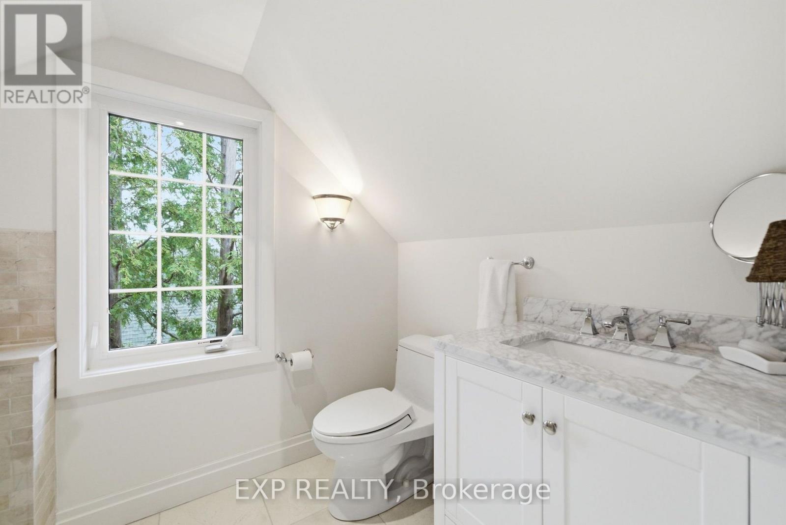 59 ROSEVIEW AVENUE - Image 35