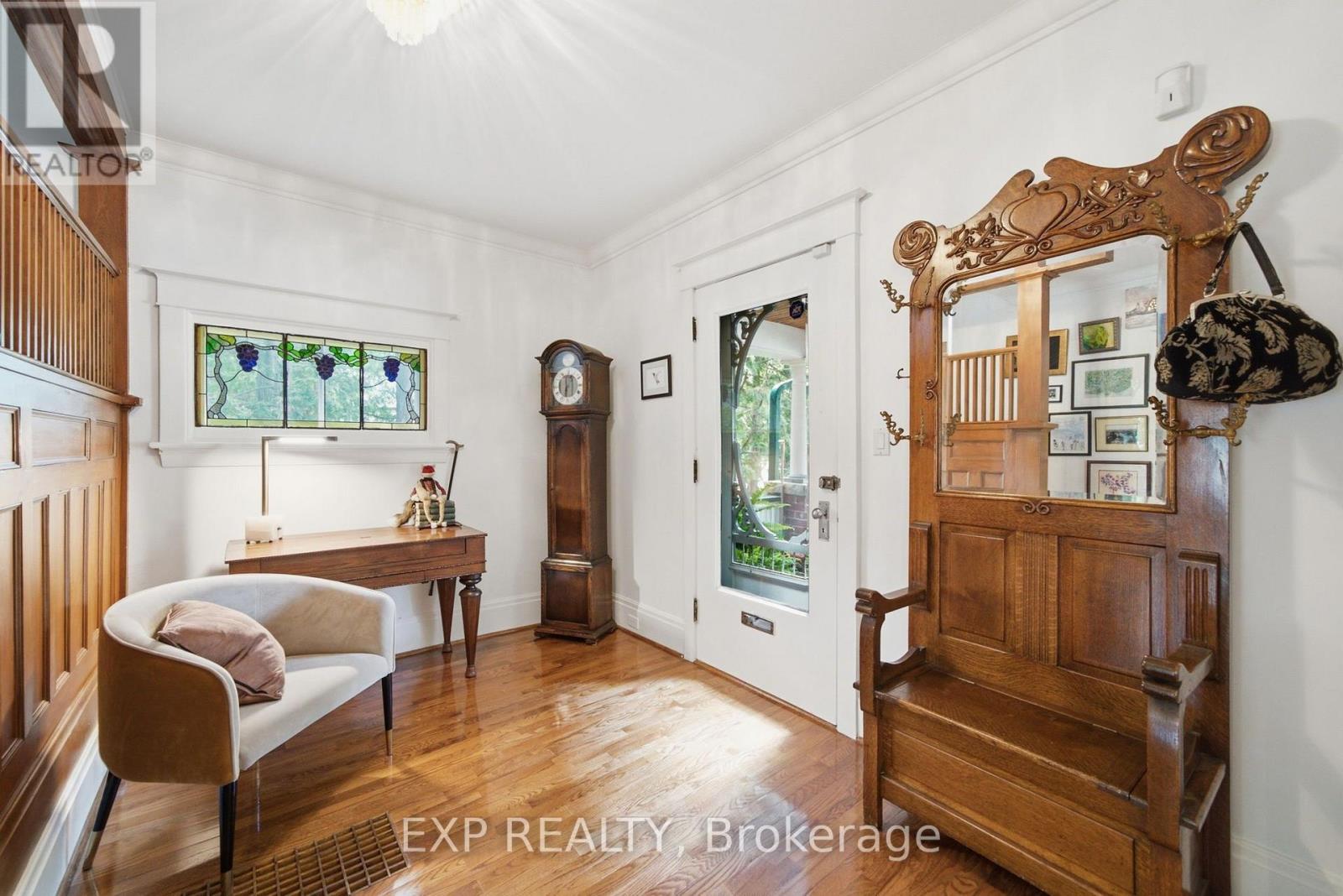 59 ROSEVIEW AVENUE - Image 6