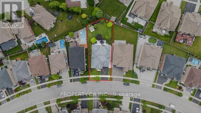 81 PARKHEIGHTS TRAIL - 36