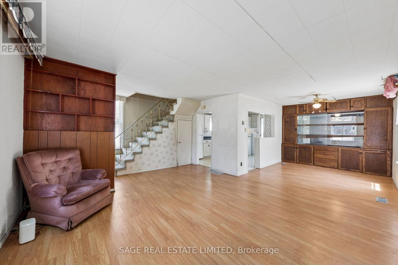 369 QUEEN STREET - 10