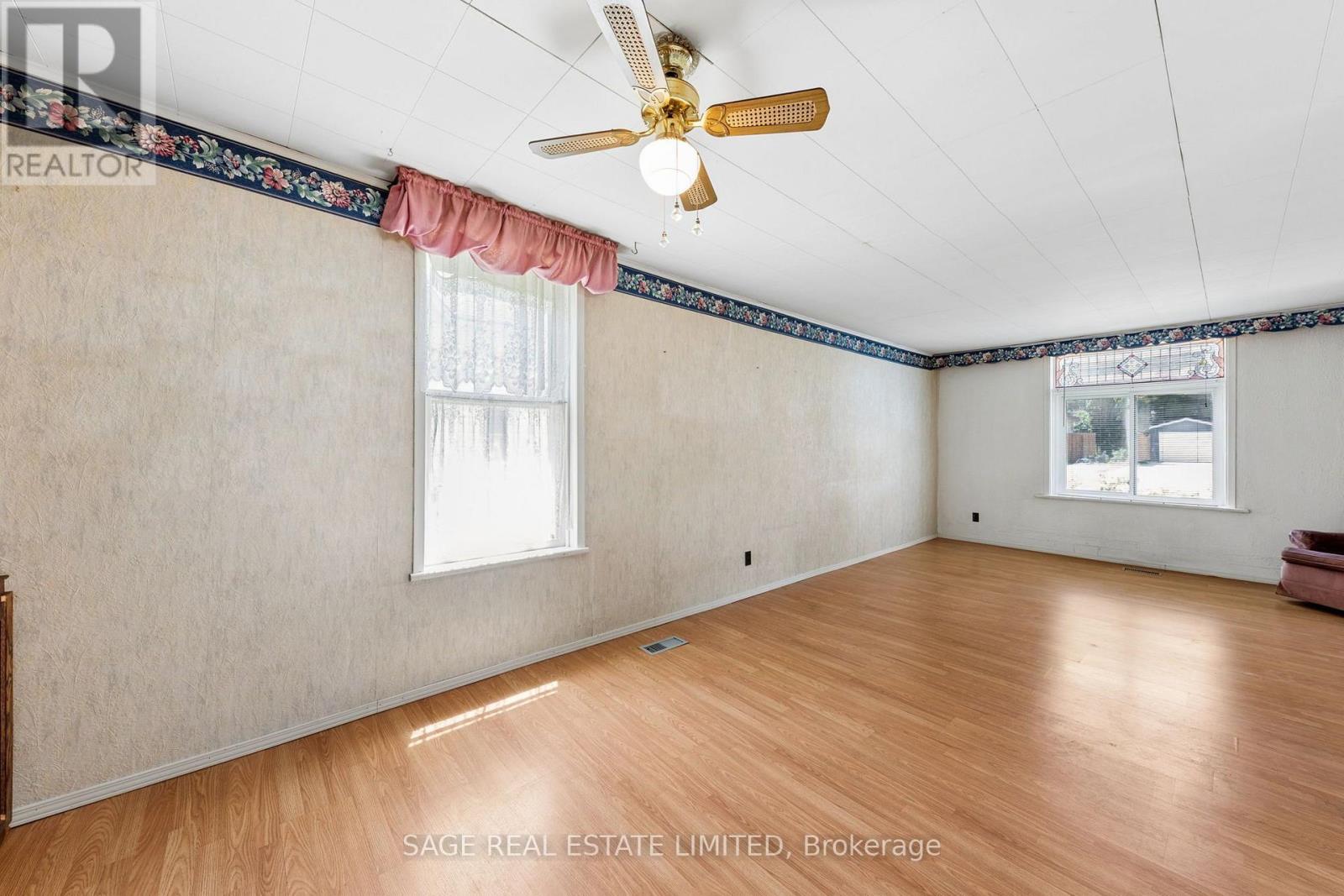 369 QUEEN STREET - Image 13