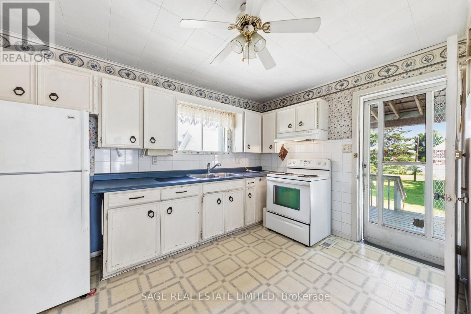 369 QUEEN STREET - Image 14