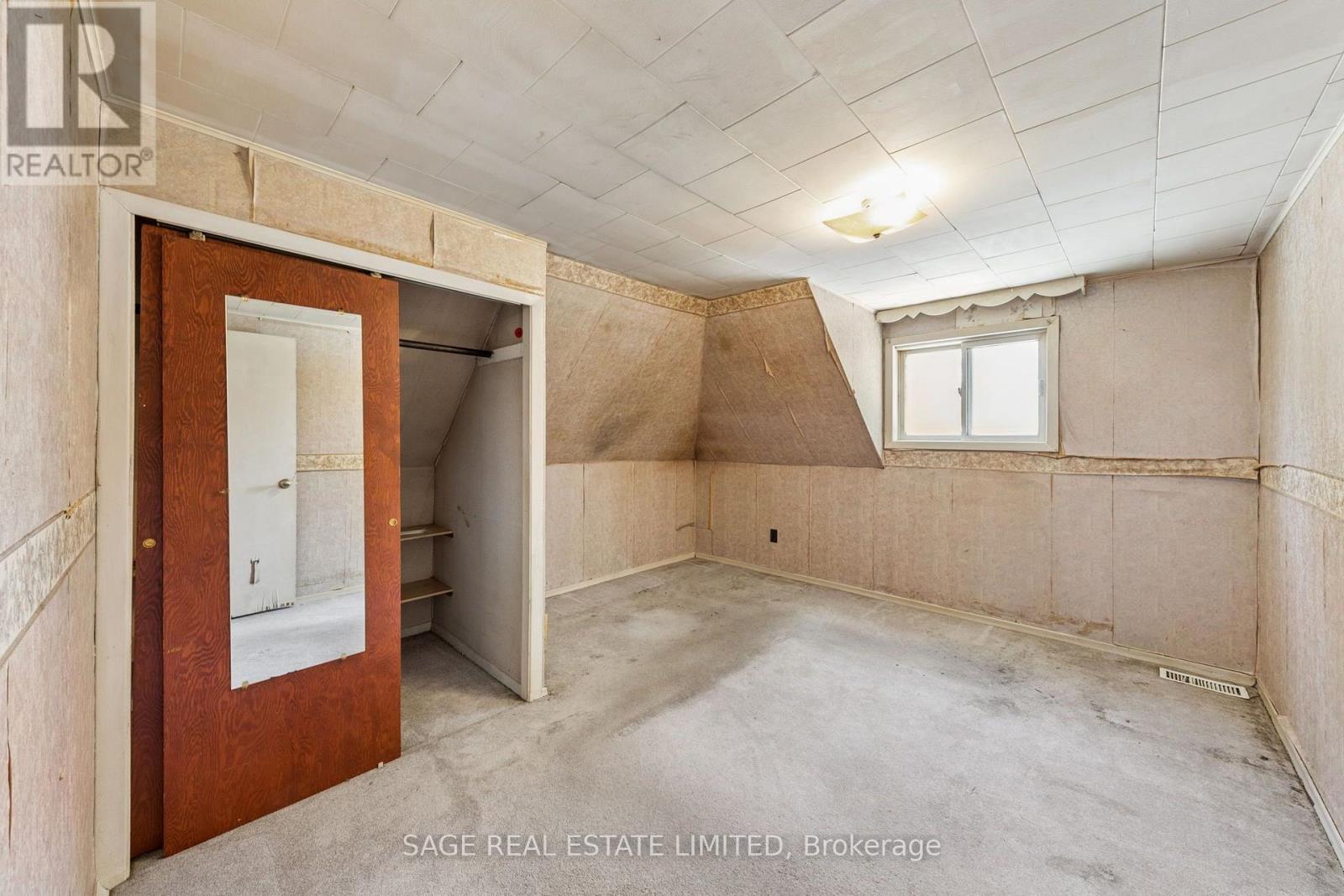 369 QUEEN STREET - 19