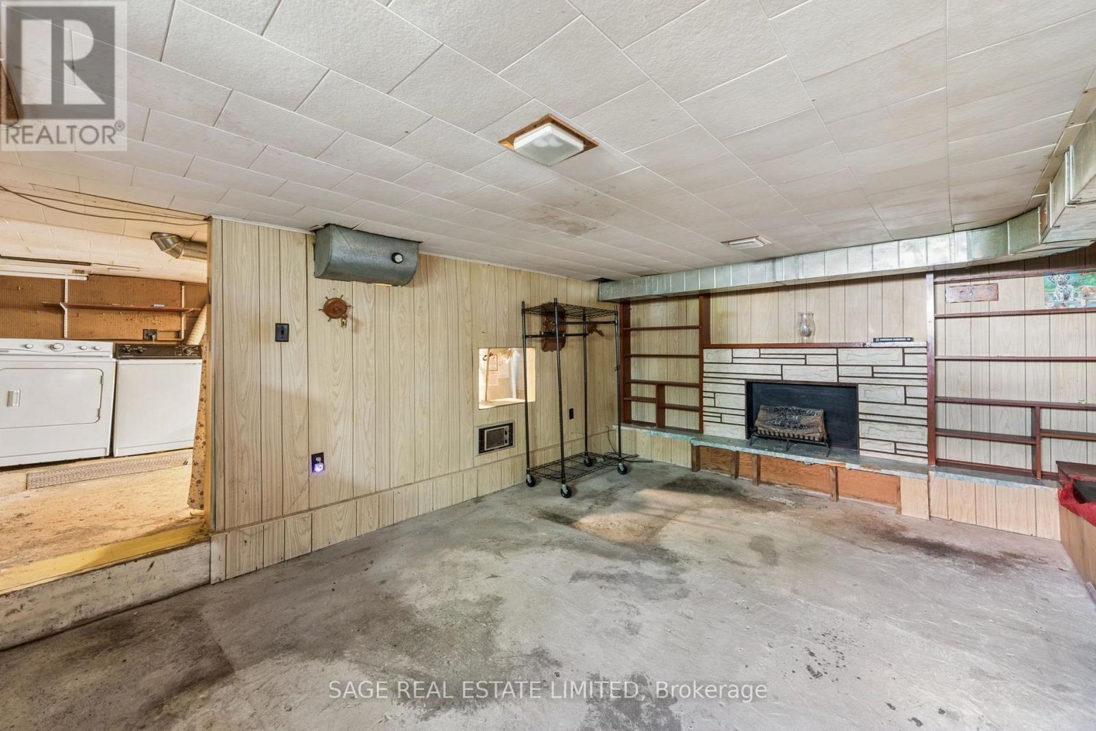 369 QUEEN STREET - 22