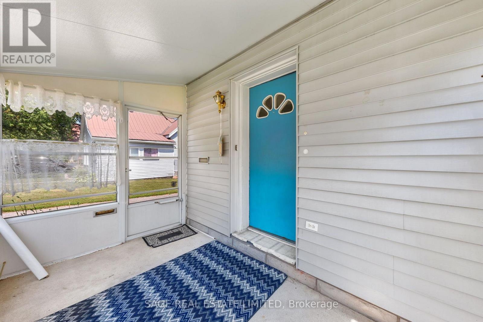 369 QUEEN STREET - Image 8