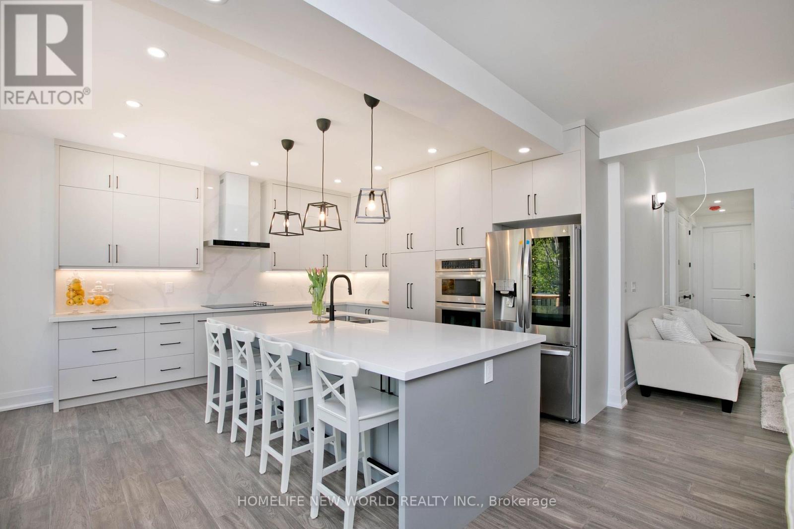 62 SIMCOE ROAD - 22