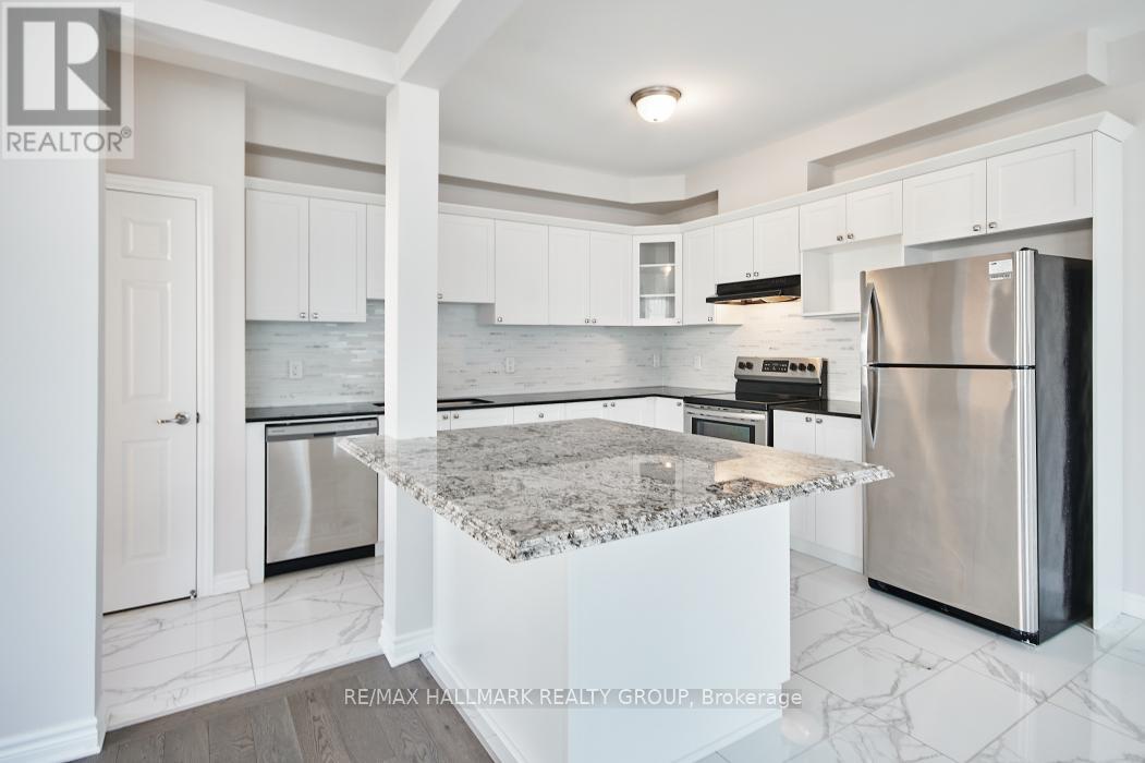 221 MERAK WAY, Ottawa. Luxury613. By Peter Sagos - Image 10