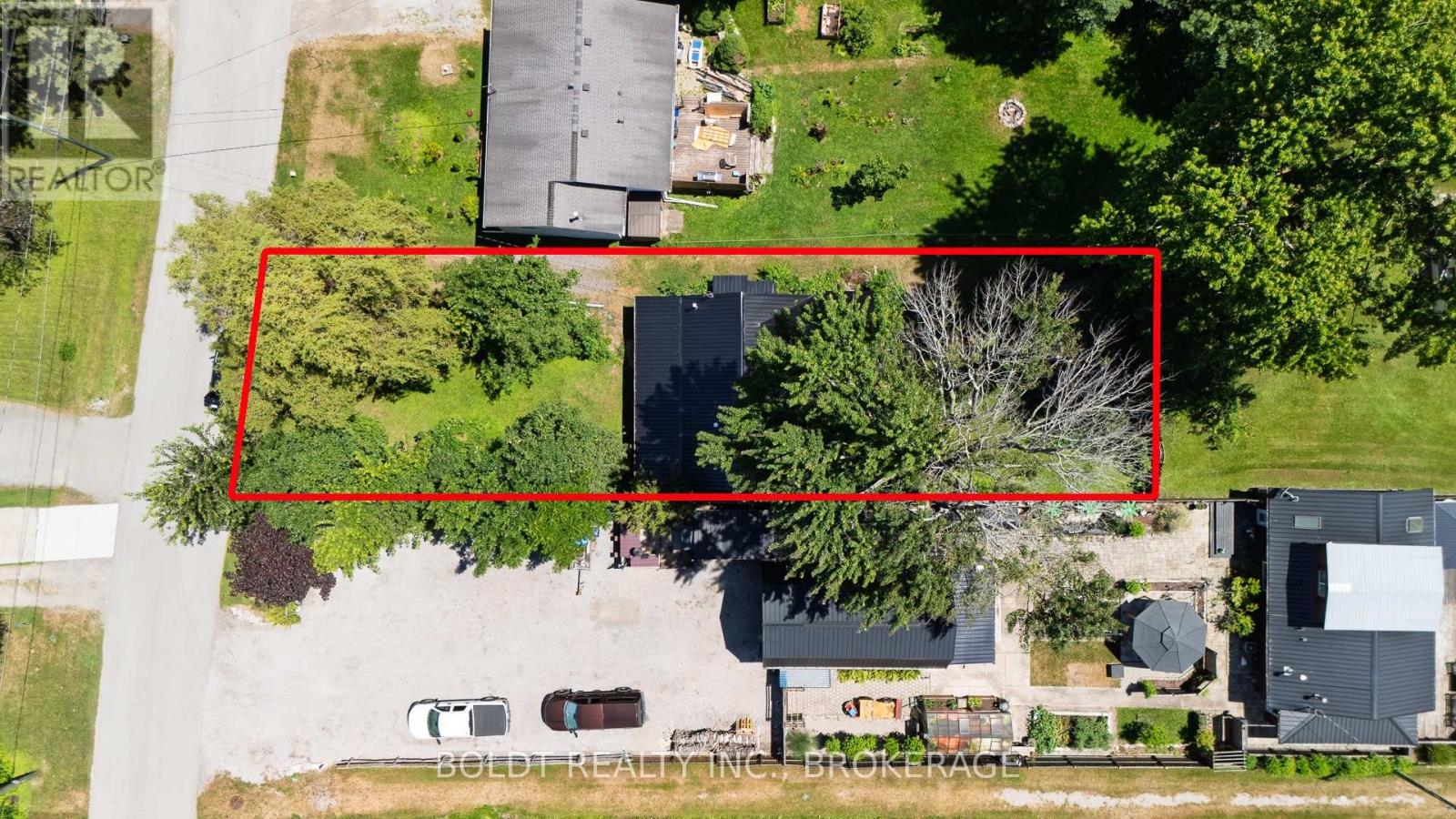 10569 MAPLEWOOD DRIVE - Image 13