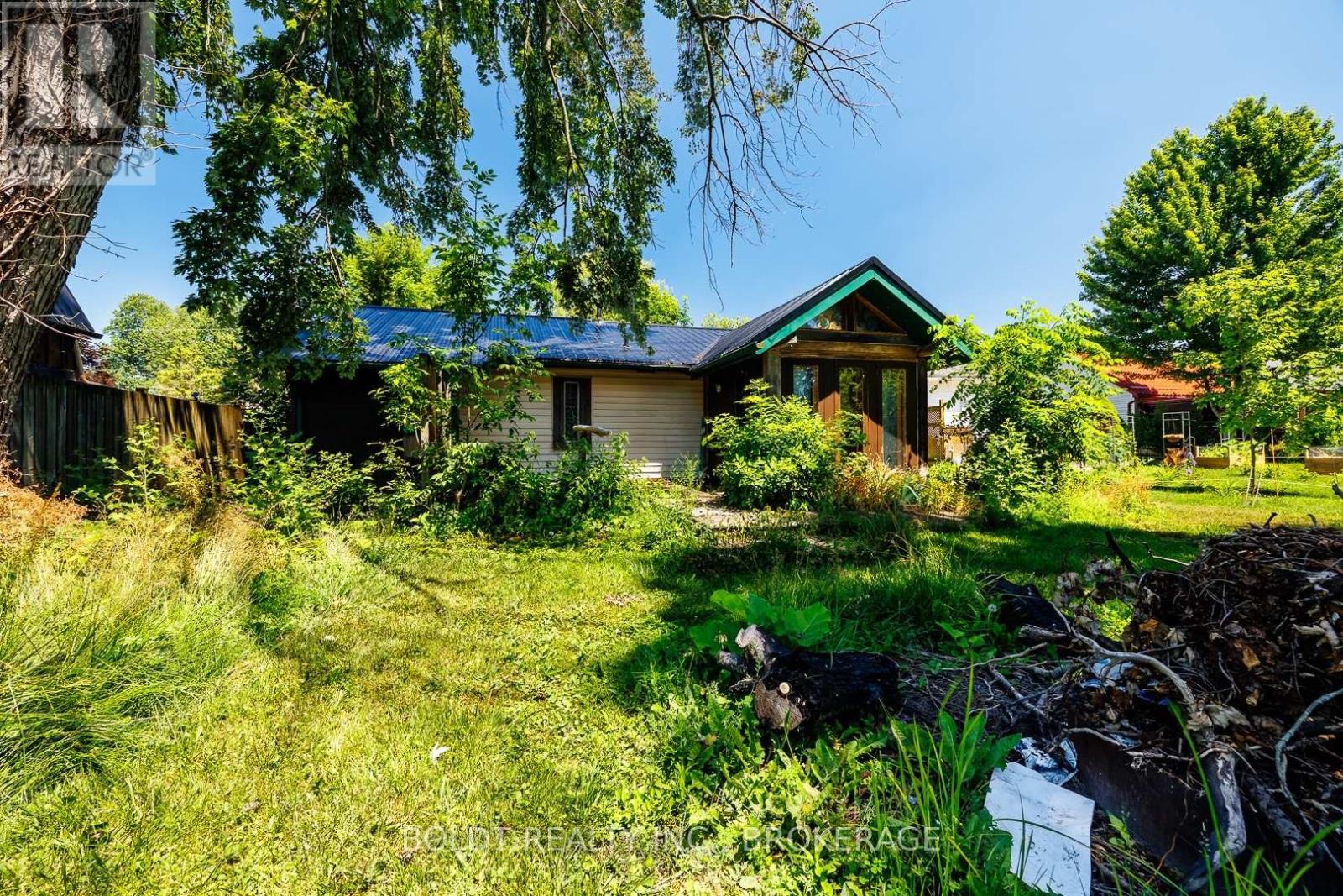10569 MAPLEWOOD DRIVE - Image 3