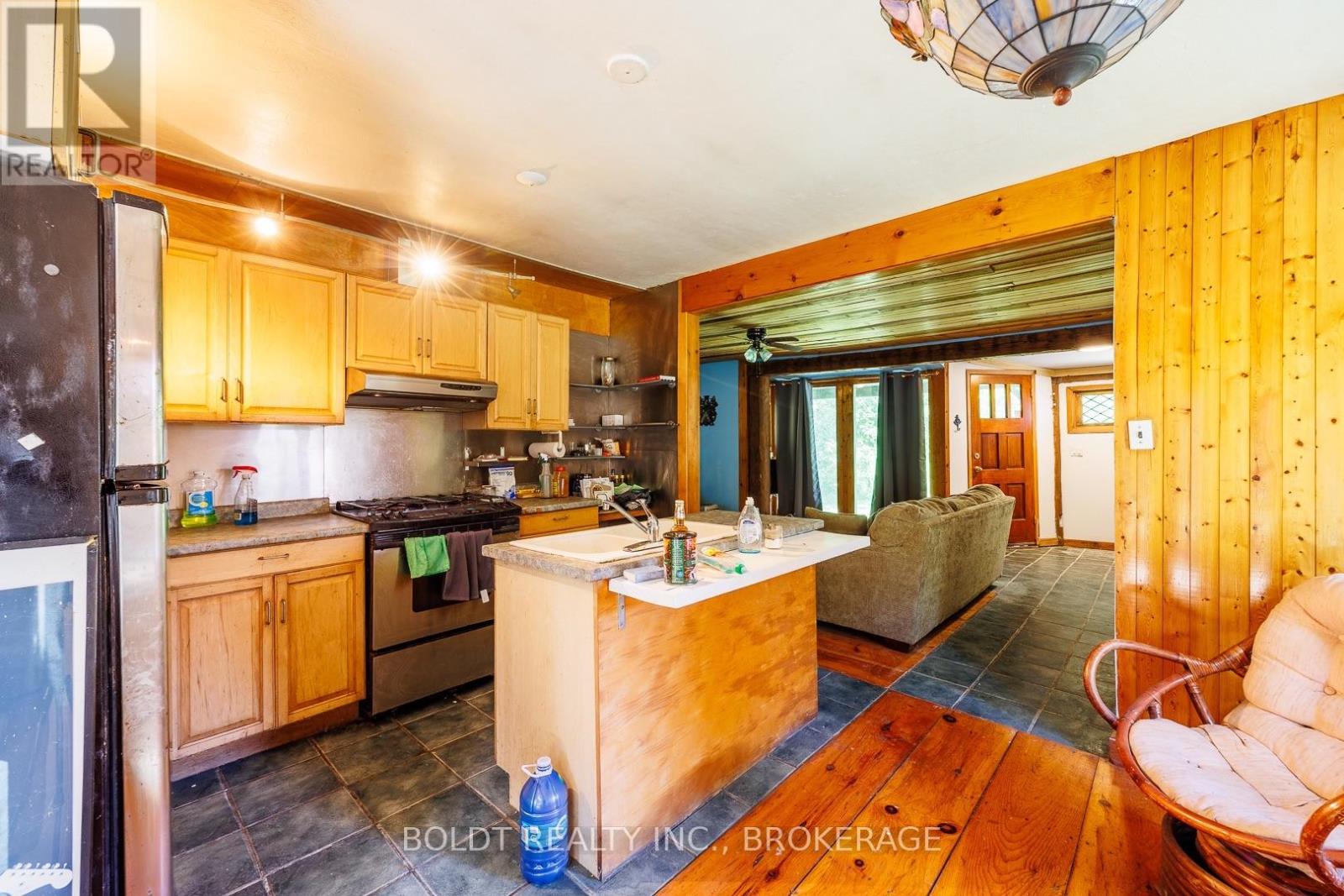 10569 MAPLEWOOD DRIVE - Image 9
