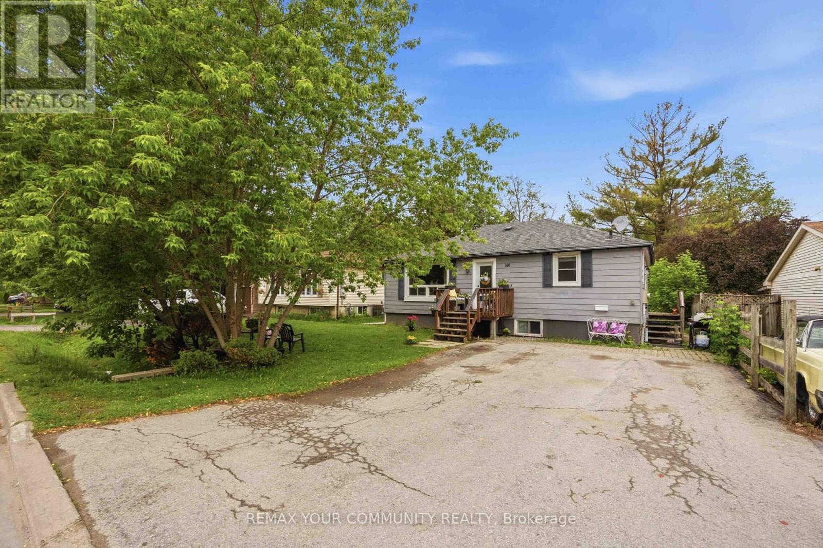 148 BAYVIEW AVENUE - 3
