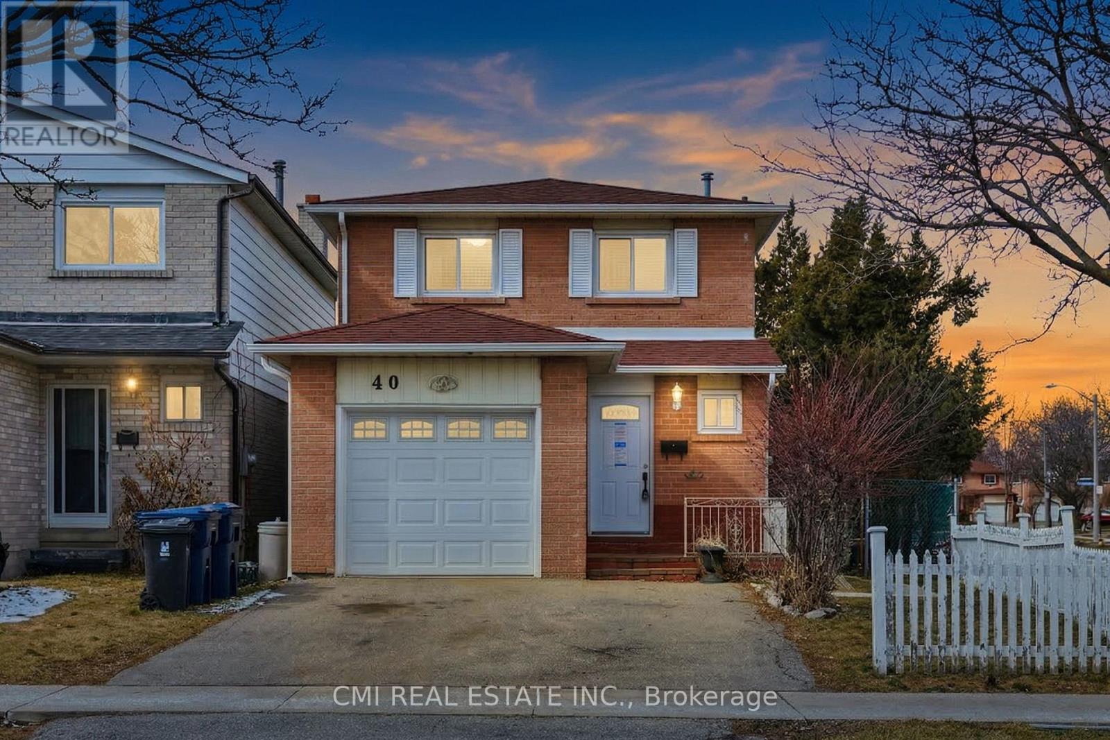 40 GLEN HOLLOW AVENUE - 1