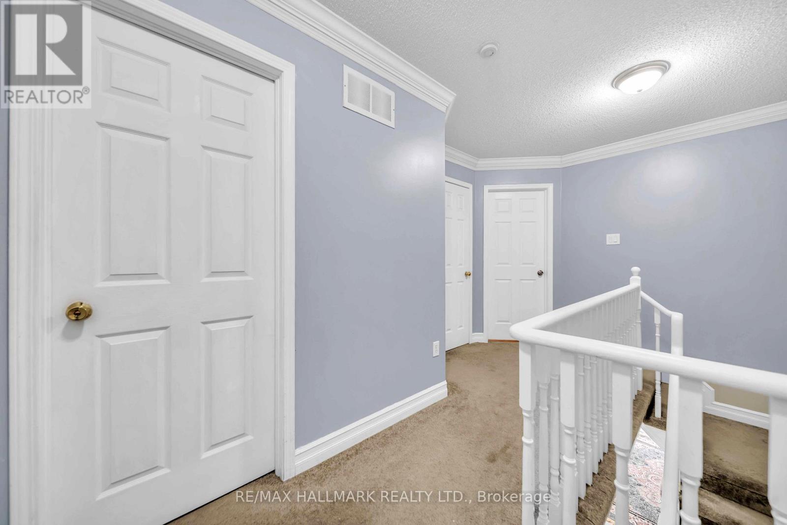 96 OLYMPIA CRESCENT - 10