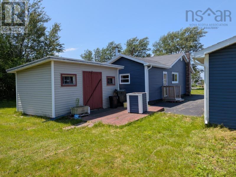 654 Mahon Street - 5