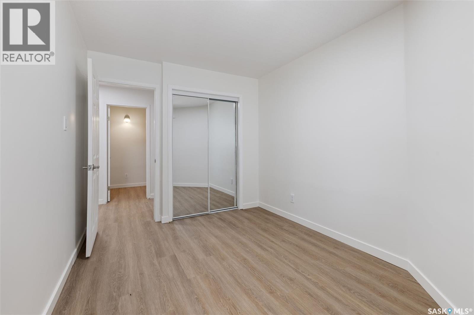 #114 2315 McIntyre STREET - 10