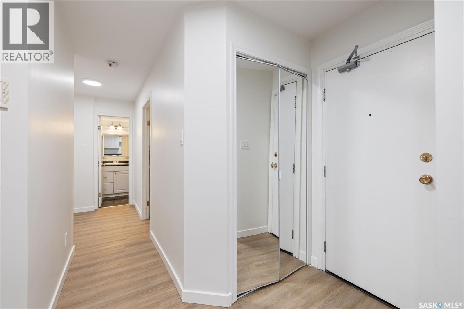 #114 2315 McIntyre STREET - 11