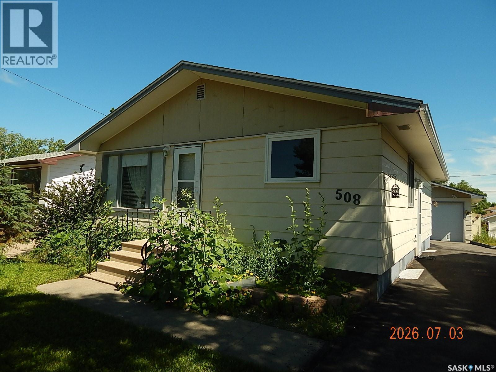 508 6th AVENUE W - 2