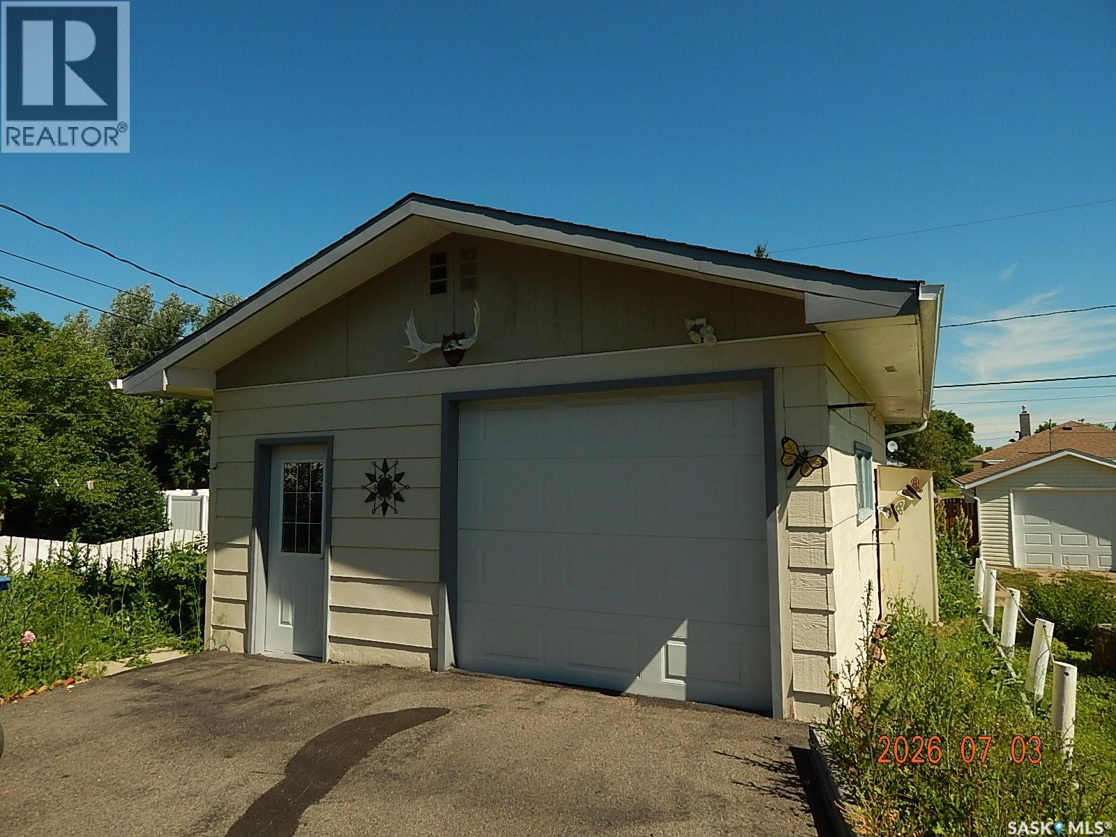 508 6th AVENUE W - 3