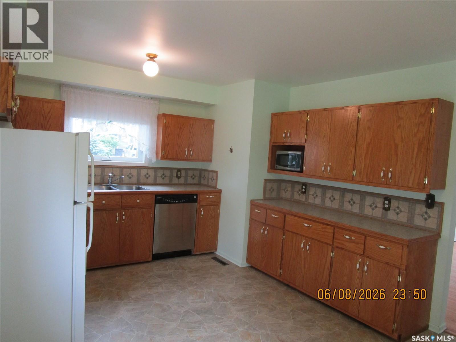 508 6th AVENUE W - 9