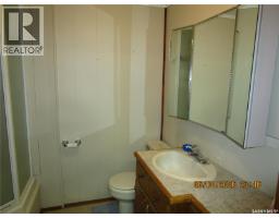 508 6th Avenue W, Assiniboia, SK S0H0B0 Photo 28