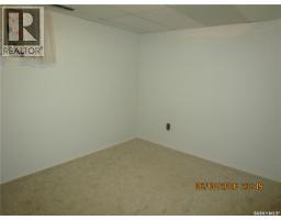 508 6th Avenue W, Assiniboia, SK S0H0B0 Photo 30