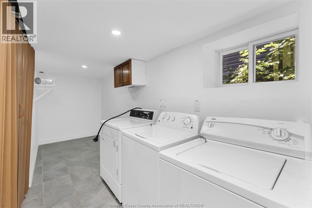 578 BROCK STREET - 24
