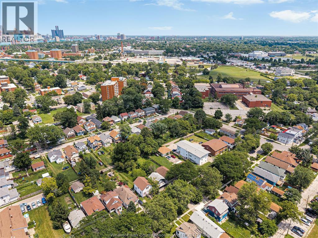 578 BROCK STREET - Image 32