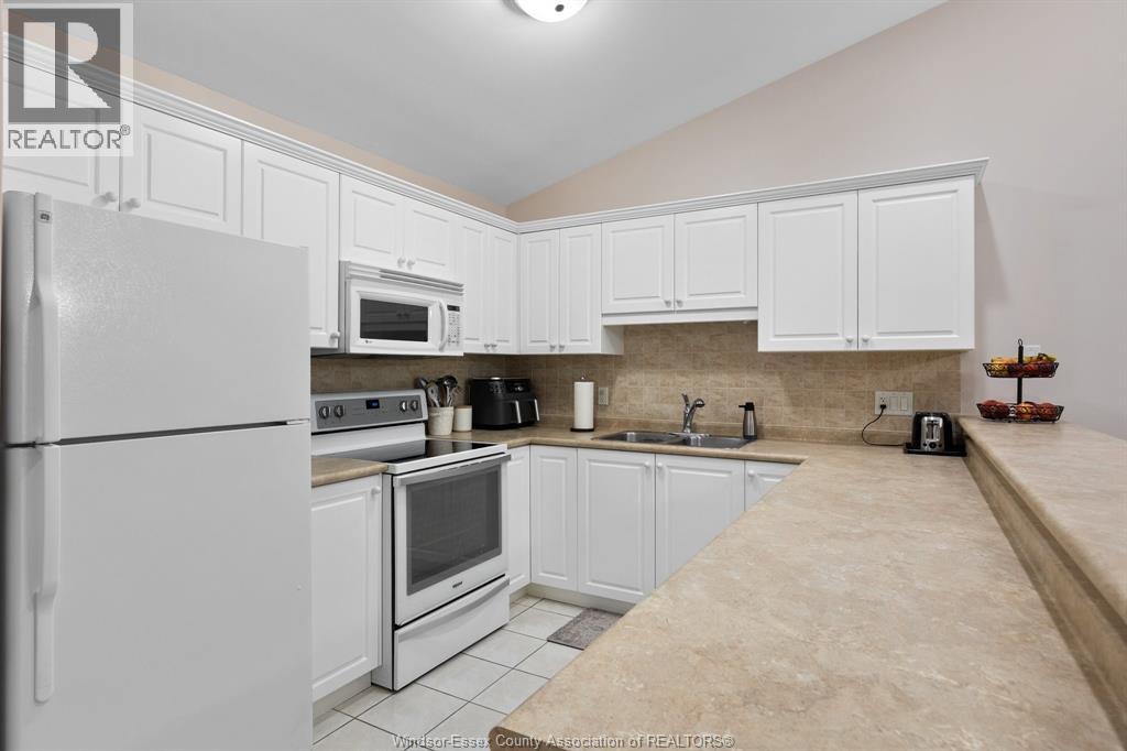 1650 NAPLES CRESCENT - Image 5