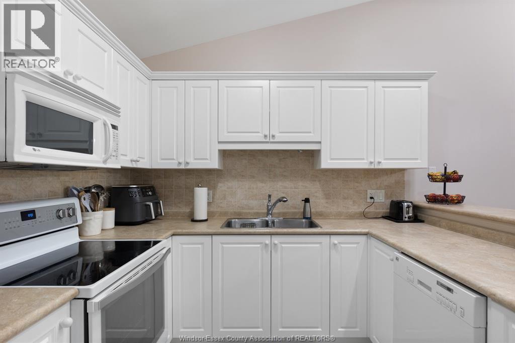 1650 NAPLES CRESCENT - 6